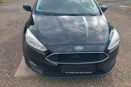 Ford Focus 142.000 km 5.400 &euro; Aspisheim 55459