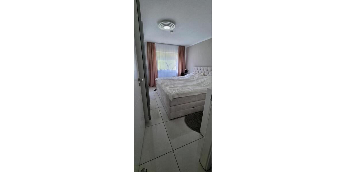 Hochparterre Sachsenheim - 3 Zimmer, 75 m&sup2;, 1.460&euro; | Angebot:26368820