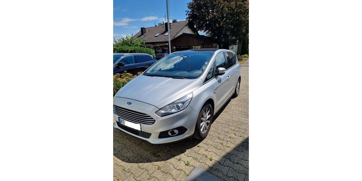 Ford S-Max 117.000 km 13.990 &euro; Dogern 79804