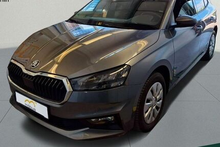 Skoda Fabia 30.810 km 17.975 &euro; Berlin 13088