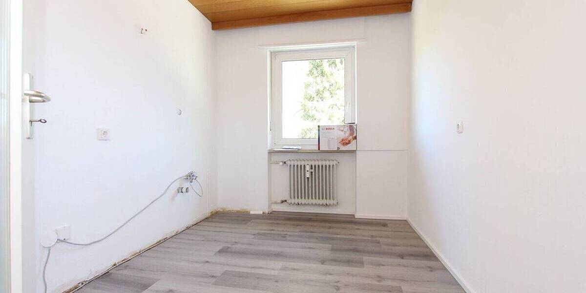 Etagenwohnung Landshut West - 2 Zimmer, 71 m&sup2;, 630&euro; | Angebot:26401110