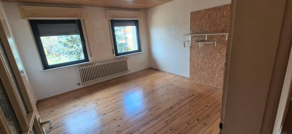 Etagenwohnung Heusweiler - 5 Zimmer, 130 m&sup2;, 850&euro; | Angebot:26322113