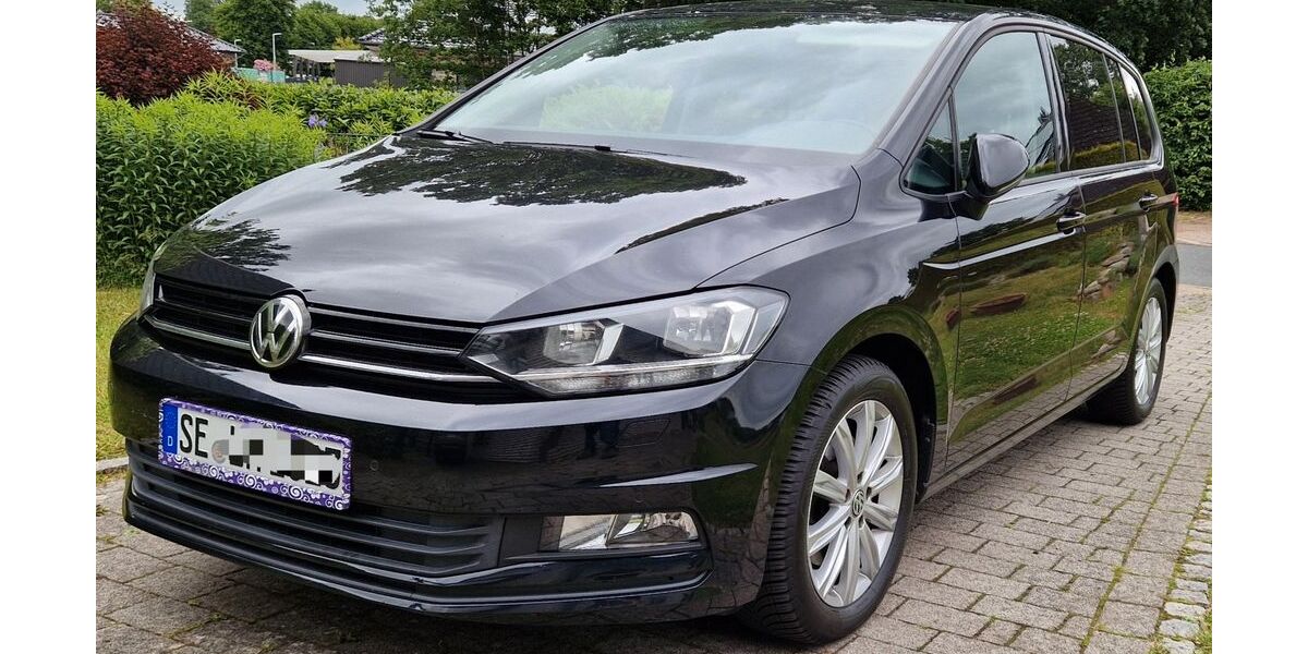 VW Touran 192.693 km 9.999 &euro; Bad Segeberg 23795