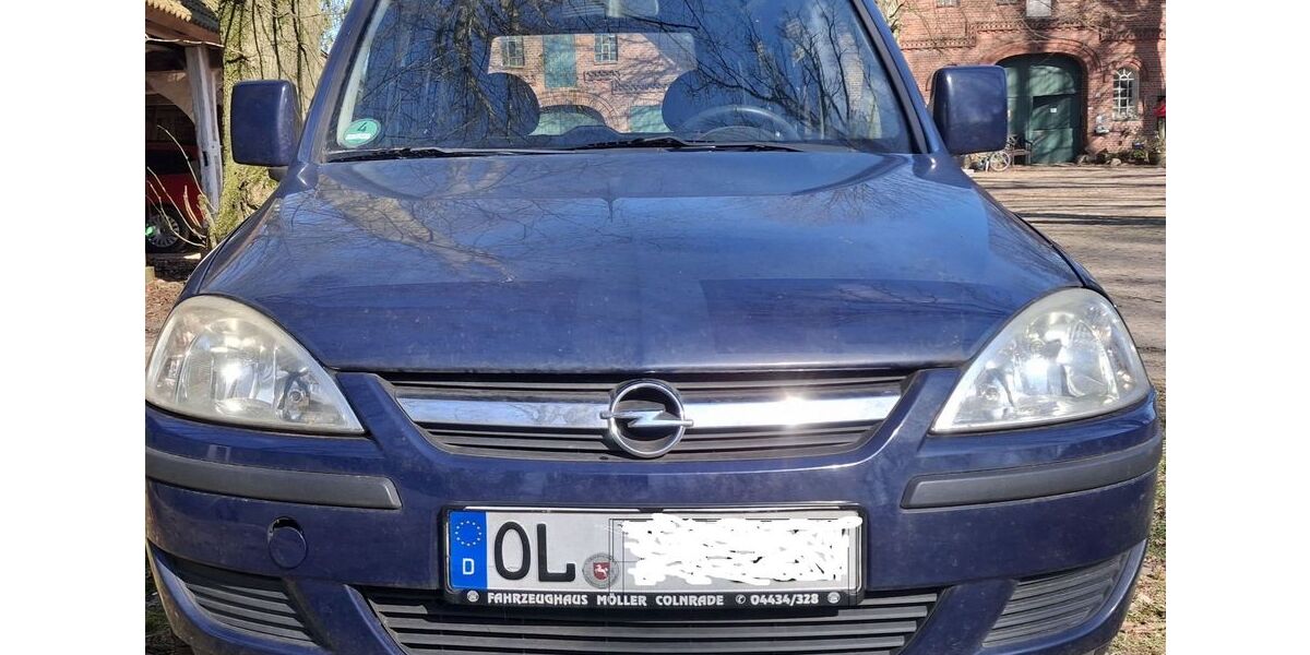 Opel Combo 140.000 km 900 &euro; Winkelsett 27243
