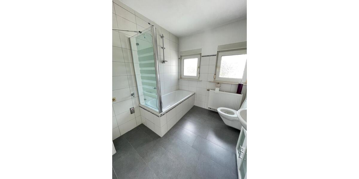Erdgeschoßwohnung Morsbach - 2 Zimmer, 60 m&sup2;, 610&euro; | Angebot:26403776