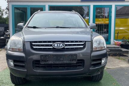 Kia Sportage 104.000 km 1.790 &euro; Marktrodach 96364