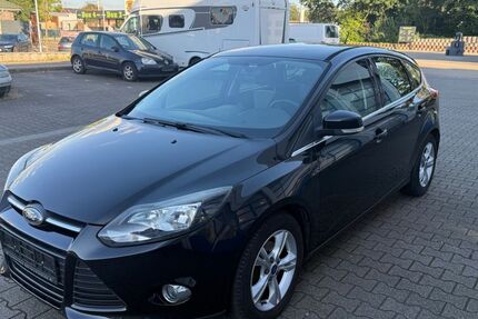 Ford Focus 95.000 km 5.600 &euro; Ahaus 48683