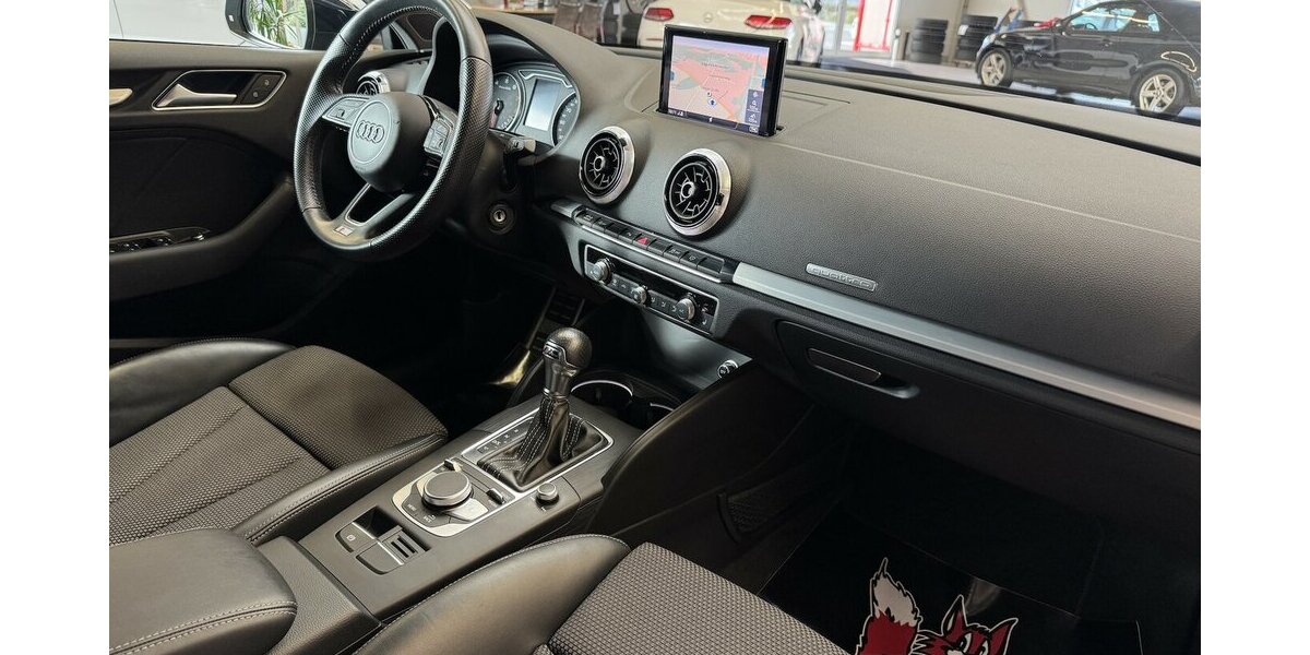 Audi A3 quattro DSG Sport S-Line Plus/NAVI/Sound/18´´ 93.736 km 20.990 &euro; Leipzig 04347