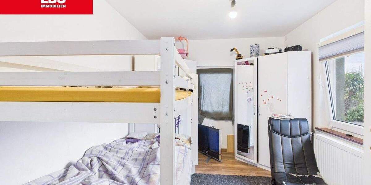 Mehrfamilienhaus, Wohnhaus Bonn Lannesdorf - 6 Zimmer, 188 m&sup2;, 330.000&euro; | Angebot:24635053