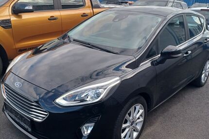 Ford Fiesta 83.400 km 11.440 € Wiesau 95676
