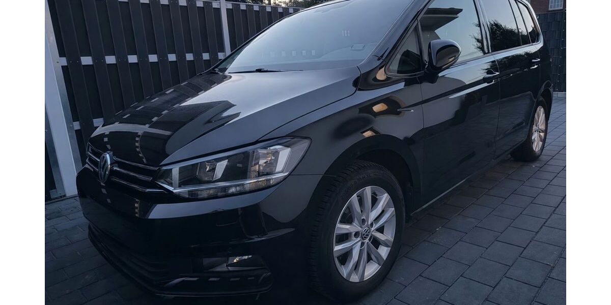 VW Touran 122.500 km 17.500 &euro; Metelen 48629