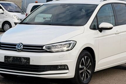 VW Touran 240.000 km 10.888 &euro; Greppin , Bitterfeld-Wolfen 06803