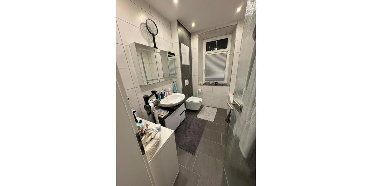 Etagenwohnung Bad Liebenstein - 4 Zimmer, 100 m&sup2;, 1.050&euro; | Angebot:25340222