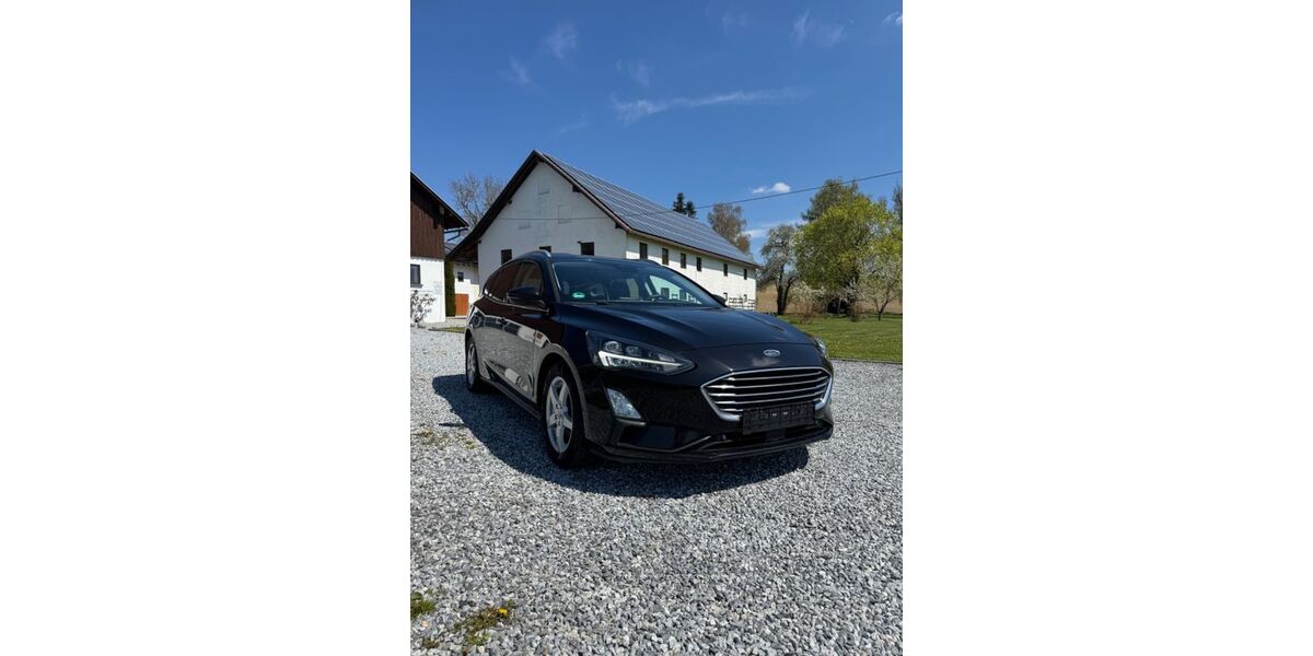 Ford Focus 144.300 km 9.799 &euro; Baierbach /Landshut 84171