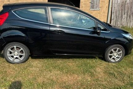 Ford Fiesta 325.000 km 1.800 &euro; Morsbach 51597