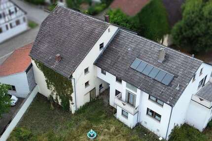 Haus zum Kaufen in Gunzenhausen 299.000 € 185 m² 8 zimmer