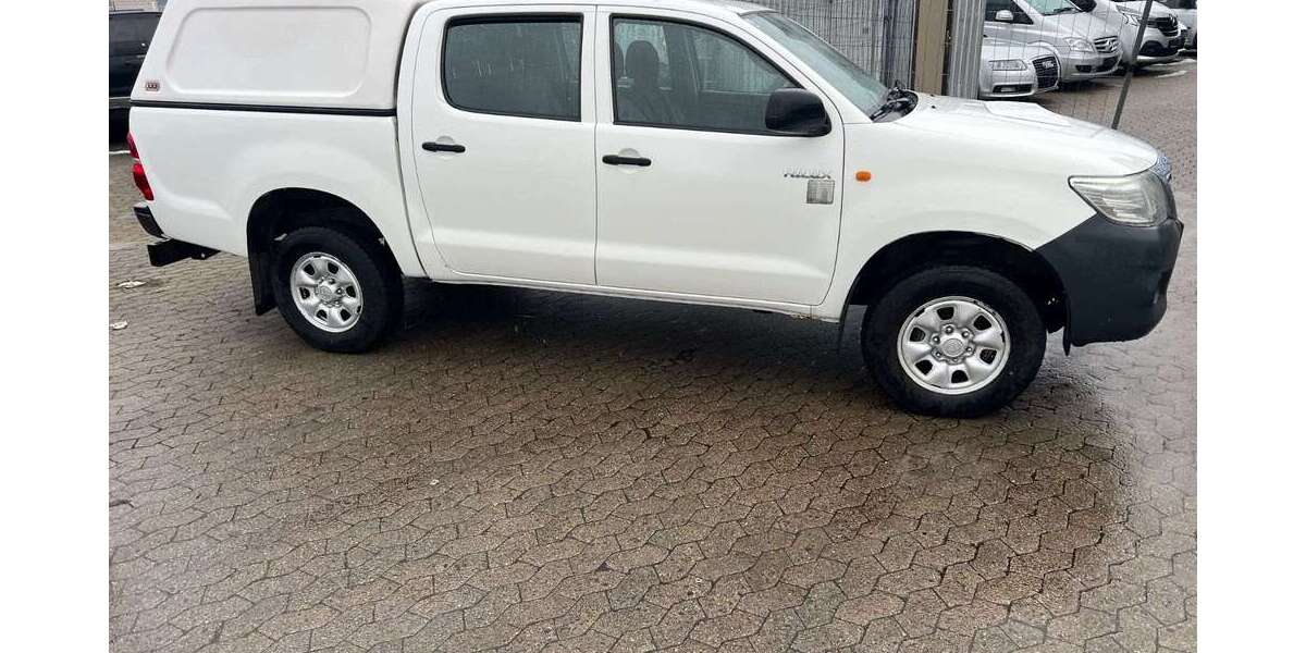 Toyota Hilux 190.000 km 11.400 &euro; Nürnberg 90431