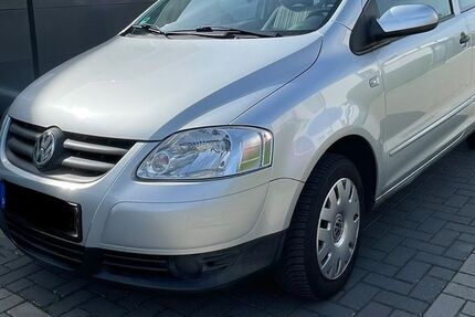 VW Fox 75.900 km 2.999 &euro; Braunschweig 38118