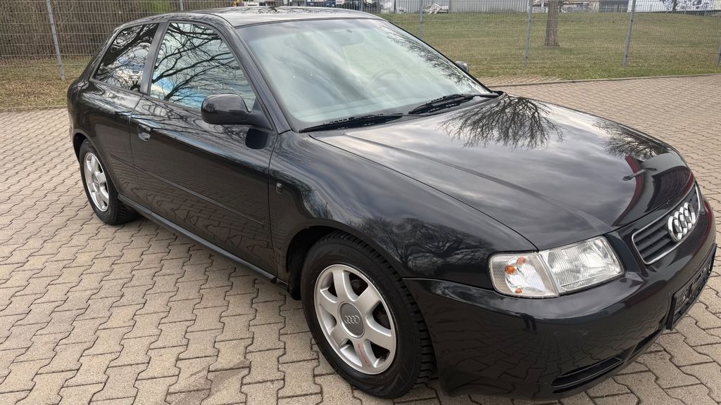 Audi A3 195.000 km 2.490 &euro; Gierstädt 99100