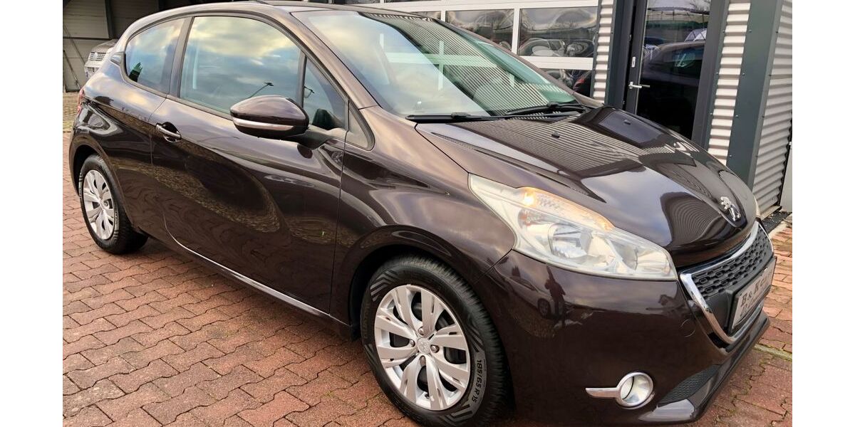 Peugeot 208 91.300 km 4.798 &euro; Halle/Saale 06118