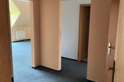 Zweizimmer Dachgeschosswohnung 2 zimmer