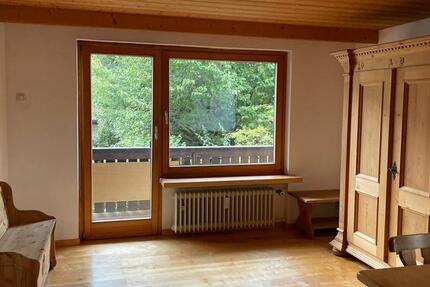 Wunderschöne, geräumige 4-Zimmerwohnung in bester Lage von Garmi 4 zimmer