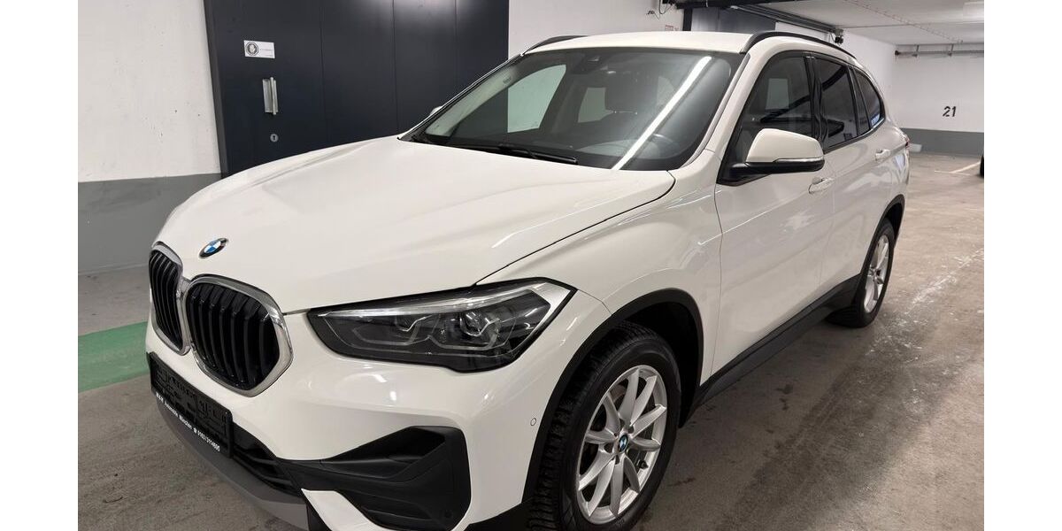 BMW X1 259.000 km 13.900 &euro; München 81825