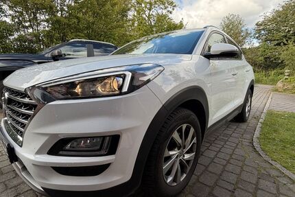 Hyundai TUCSON 66.898 km 17.990 &euro; Brekendorf 24811