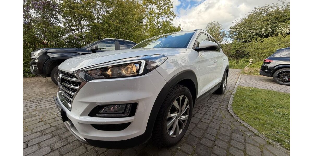 Hyundai TUCSON 66.898 km 17.990 &euro; Brekendorf 24811