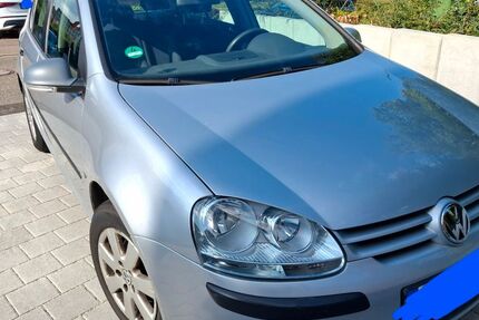VW Golf 136.000 km 2.800 &euro; Birkenfeld 75217