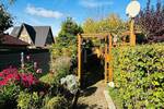 Jetzt die Sommerfrische genießen - später bauen: Schönes Grundstück mit Tiny-Haus on top