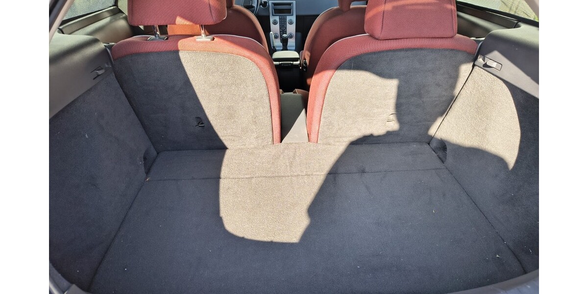 Volvo C30 145.000 km 3.975 &euro; Beselich 65614