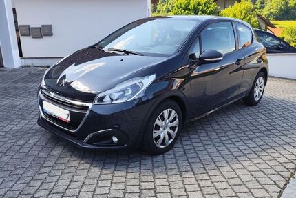 Peugeot 208 70.000 km 5.300 &euro; Greding 91171