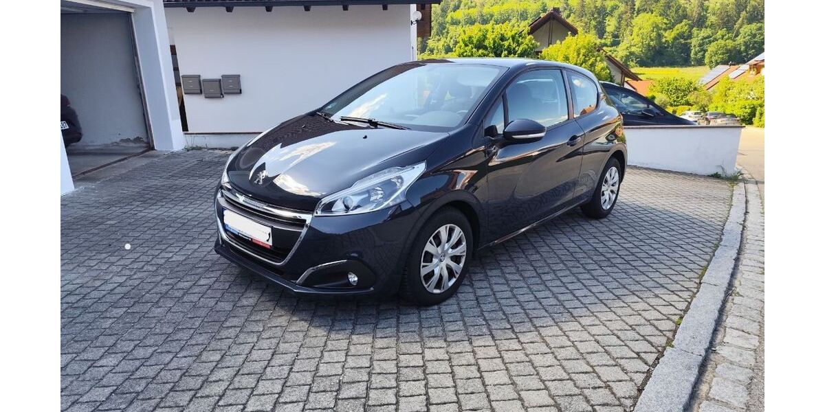 Peugeot 208 70.000 km 5.900 &euro; Greding 91171
