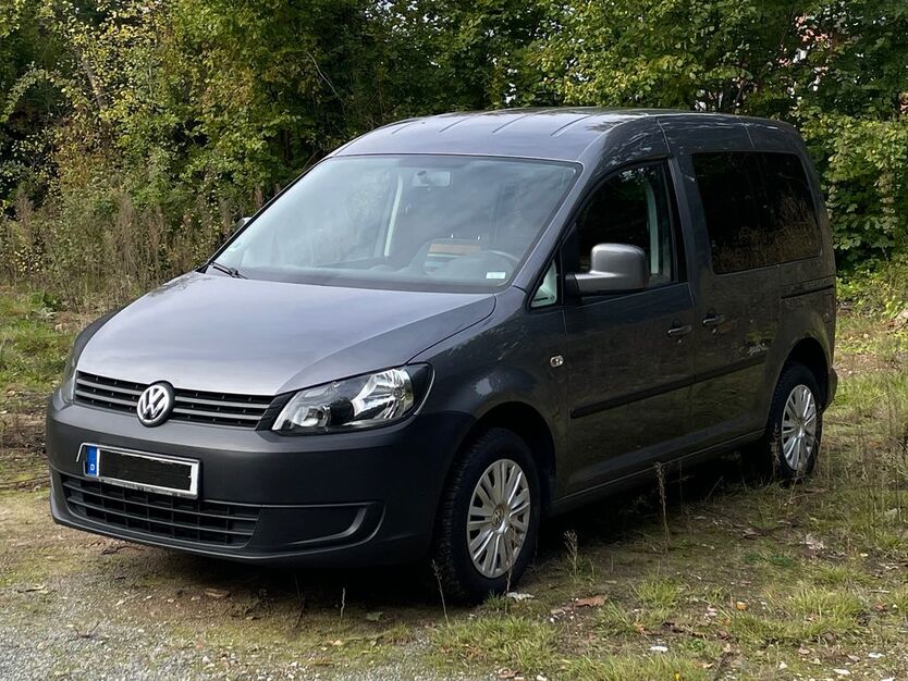 VW Caddy 137.000 km 8.950 € Neumünster 24537