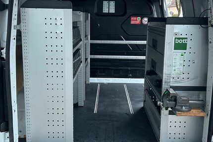 Ford Transit Custom 92.405 km 20.990 &euro; München 81825