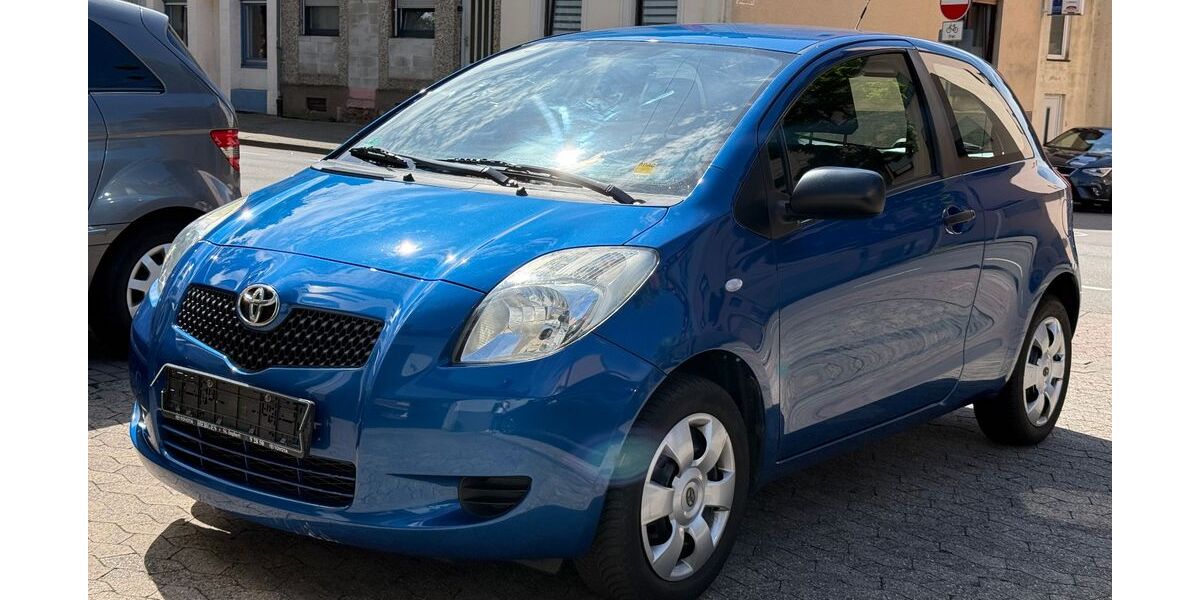 Toyota Yaris 145.000 km 2.800 &euro; Saarbrücken - Burbach 66115