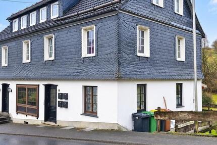 Wohnung Schmallenberg - 2 Zimmer, 123 m&sup2;, 950&euro; | Angebot:27553733