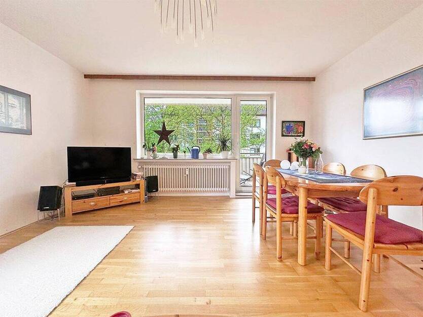 Verkauft Neustadt Lichtdurchflutete 2-Zimmer-Wohnung mit großzügiger Loggia