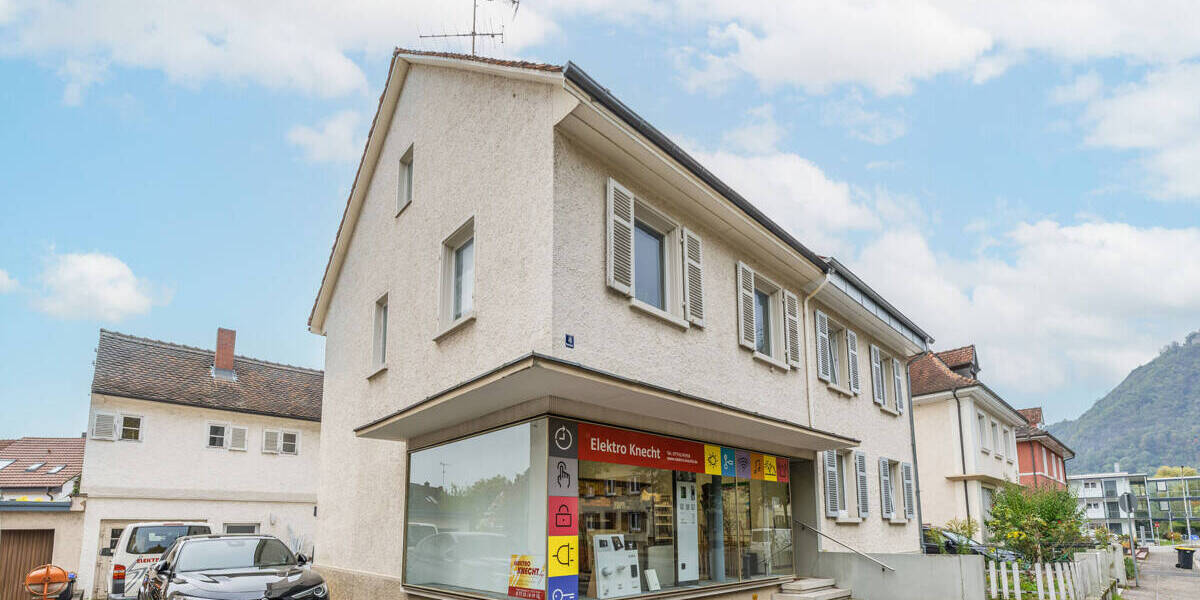 Mehrfamilienhaus, Wohnhaus Singen - 7 Zimmer, 188 m&sup2;, 375.000&euro; | Angebot:26345436