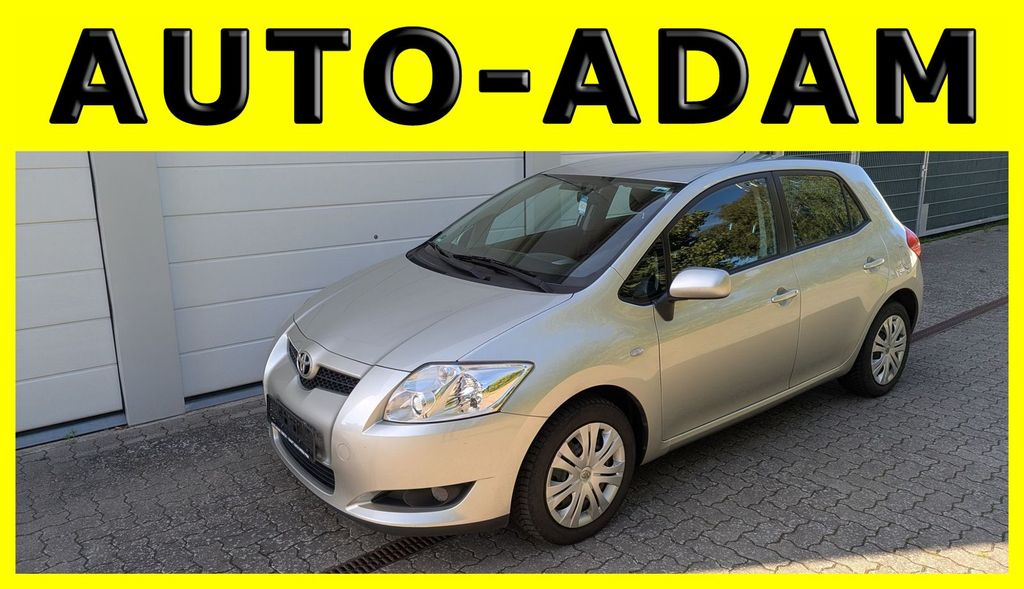 Toyota Auris 105.598 km 4.450 &euro; Lübeck 23556