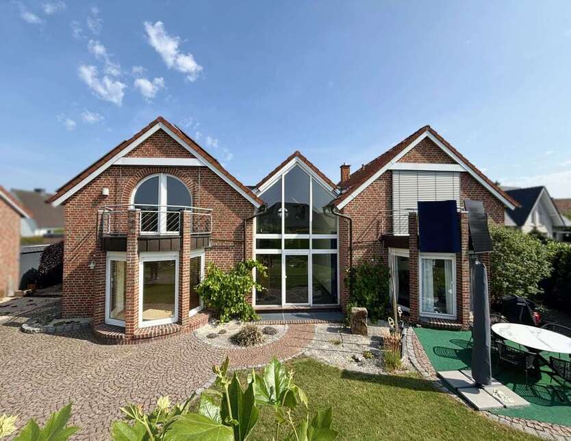 Haus zum Kaufen in Ibbenbüren 599.000 € 275.04 m² 10 zimmer