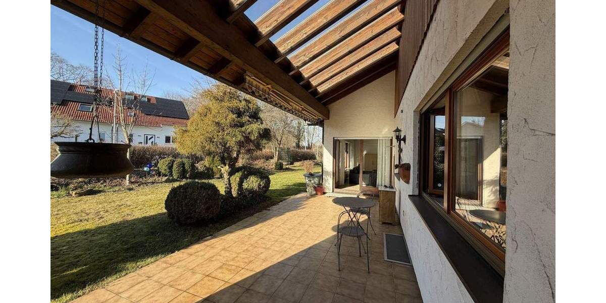 Einfamilienhaus Gärtringen - 3 Zimmer, 131 m&sup2;, 1.950&euro; | Angebot:25566765