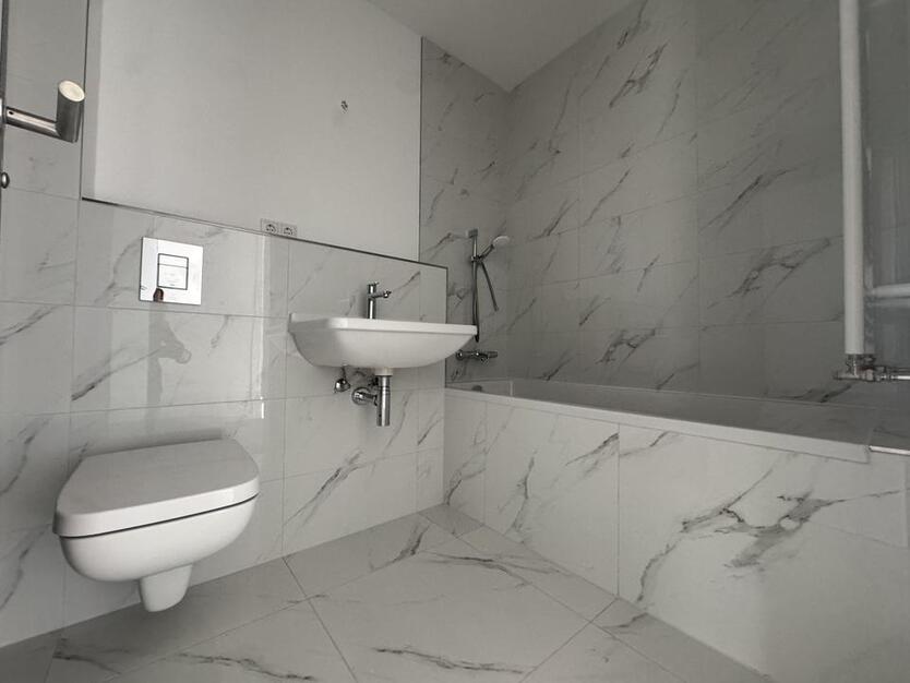 Neubau-3-Zimmer-Wohnung mit Terrasse – Exklusiv, 5 Jahre Mietdauer zimmer