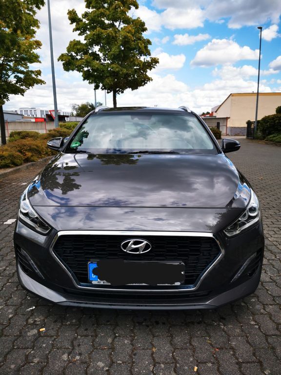 i30