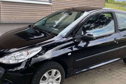 Peugeot 206 196.000 km 2.500 &euro; Flörsheim-Dalsheim 67592