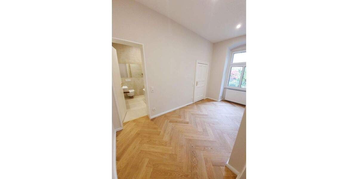 Exklusiv saniert . 2 Bäder . Toplage in Charlottenburg nahe Savignyplatz . unbefristet 4 zimmer