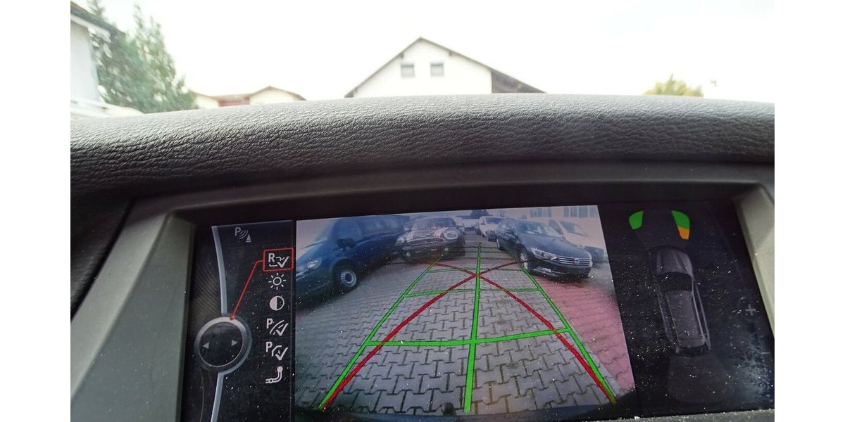 BMW X5 xDrive40d Panoramadach, Leder, Rückfahrkamera, 218.446 km 10.890 &euro; Rodgau 63110