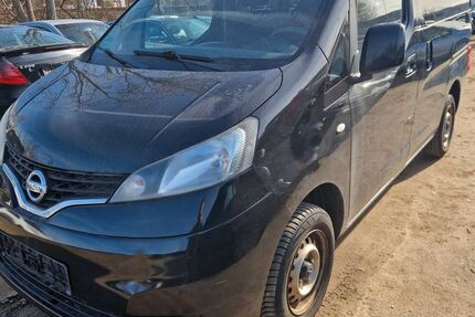 Nissan NV200 241.395 km 5.900 &euro; Lübeck 23560