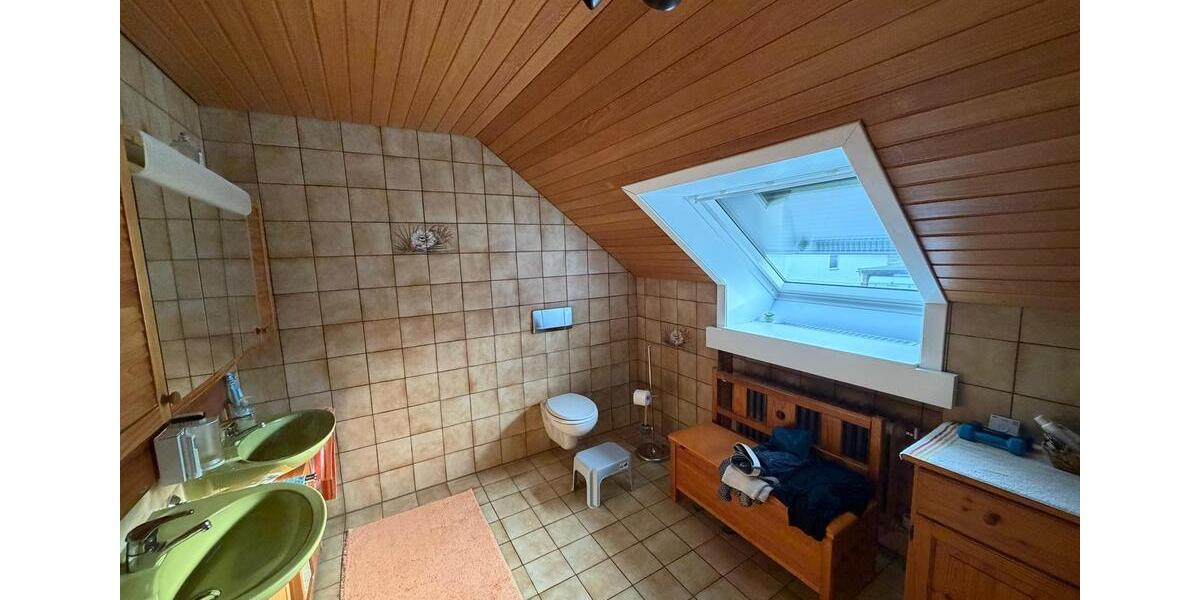 Einfamilienhaus Ursberg - 7 Zimmer, 160 m&sup2;, 499.000&euro; | Angebot:26728202